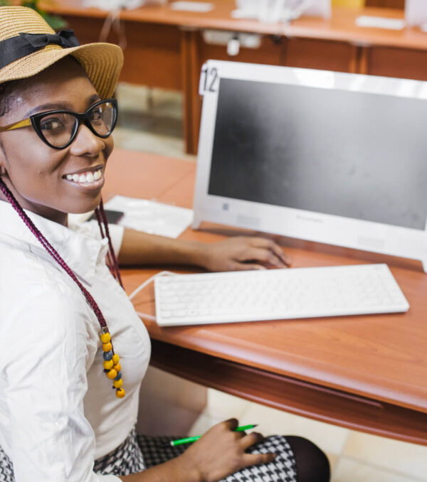 black-girl-desktop-university